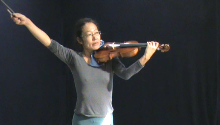Takumi artiste au violon